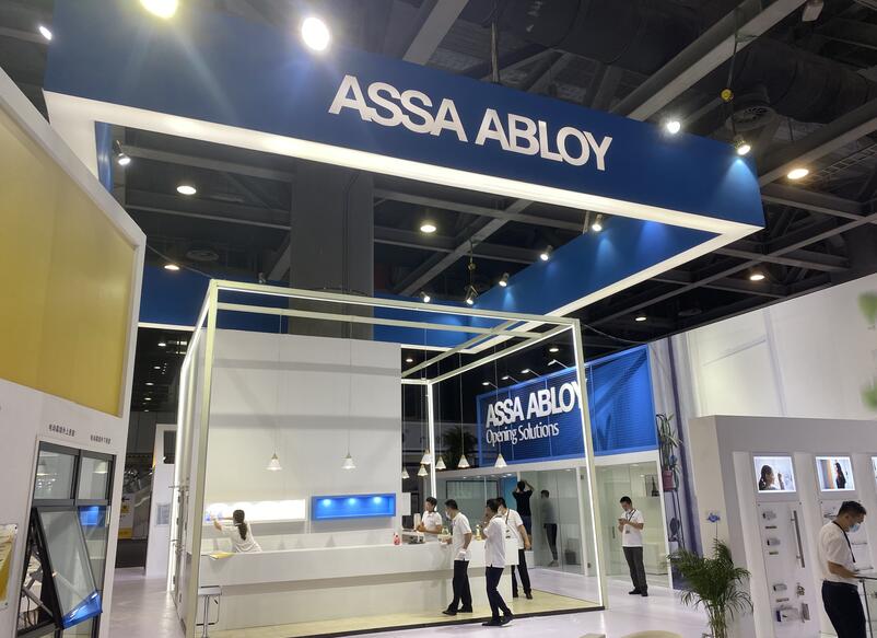 展臺搭建中光材料如何選擇？如何完整體現光的重要性？